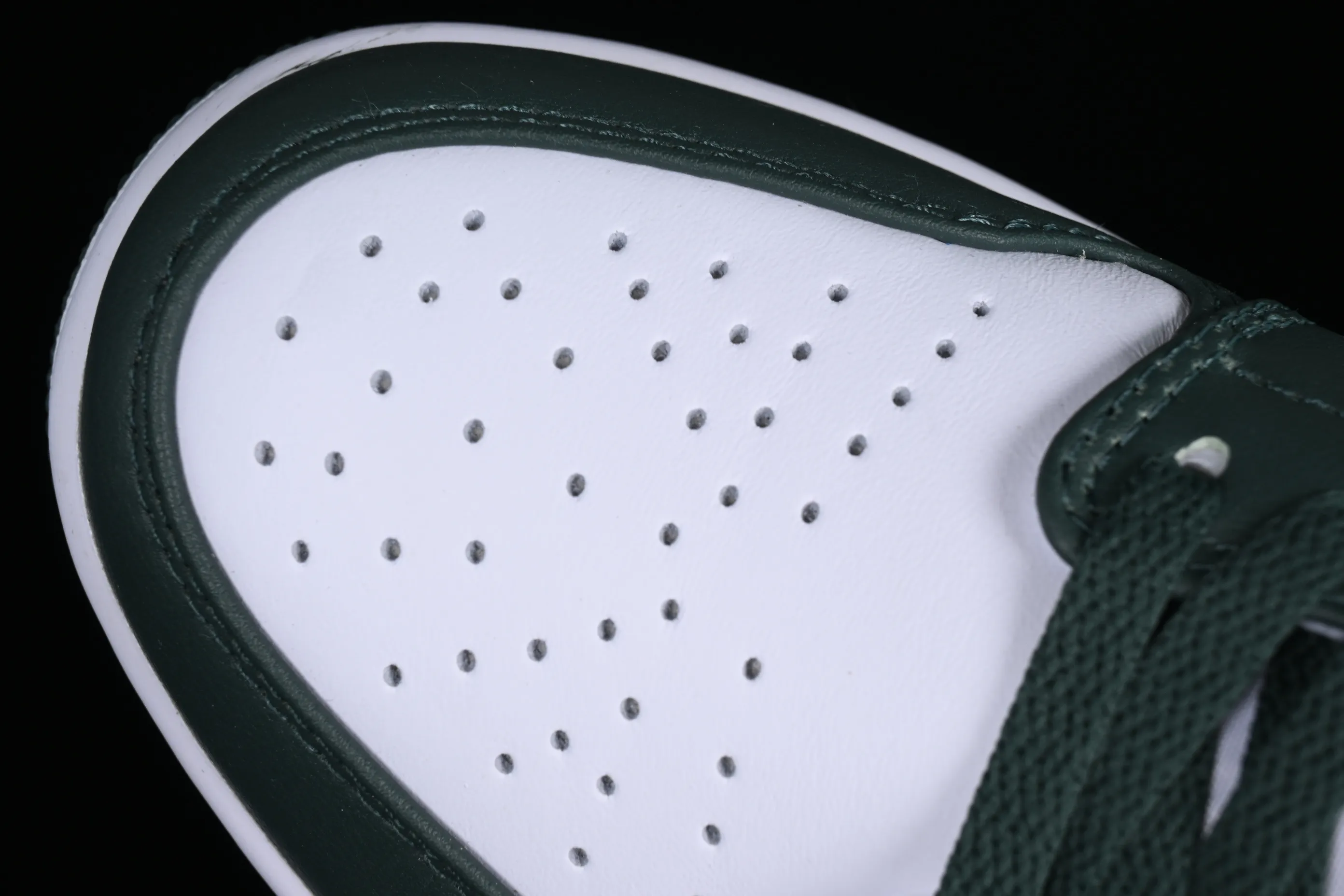 All categories Air Jordan Jordan series basketball shoes Air Jordan 1 Low Z version Air Jordan 1 Low "Olive Green" AJ1 Joe 1 olive green low-top basketball shoes DC0774-113